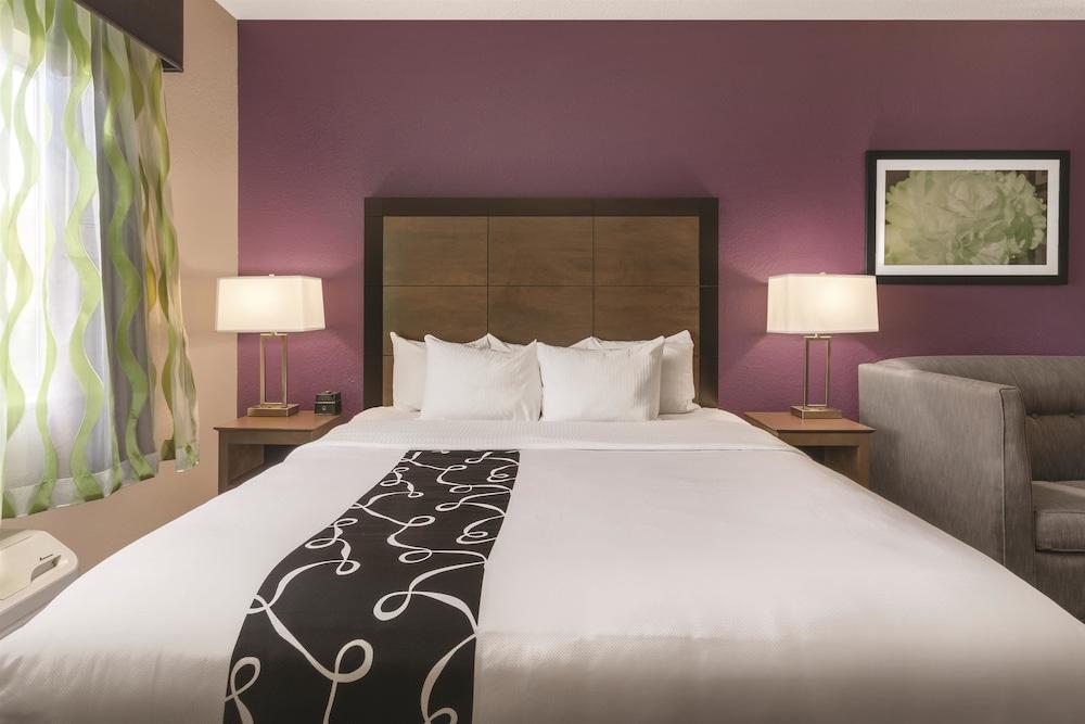La Quinta Inn And Suites By Wyndham Elkhart Exteriér fotografie